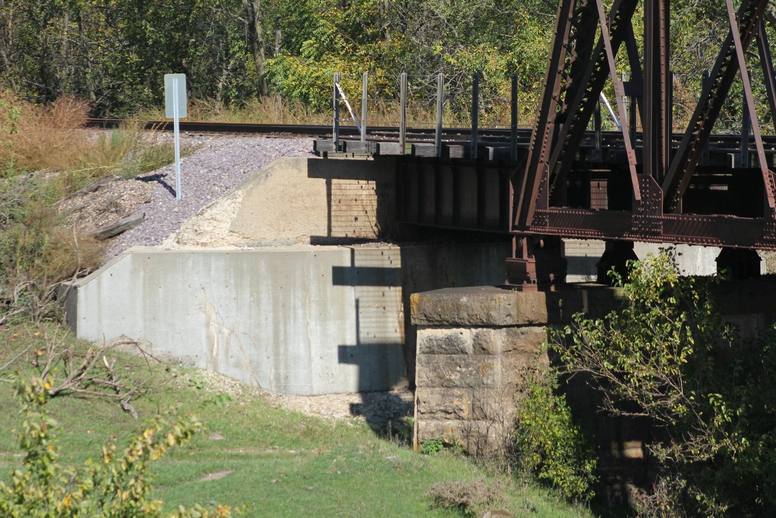North abutment